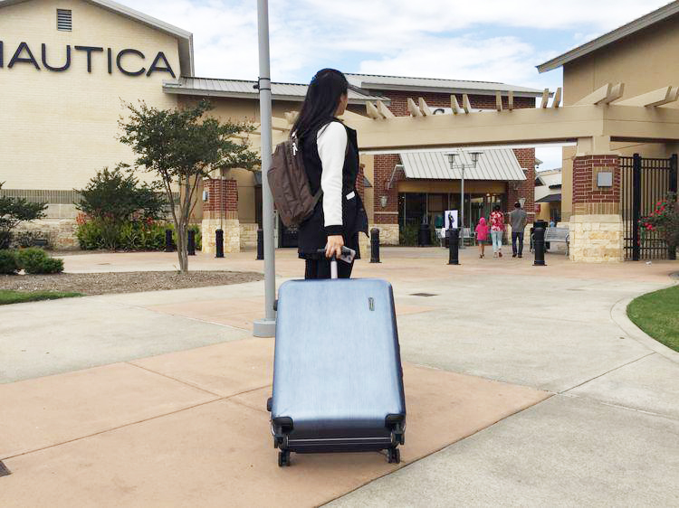 4東晟密封件產(chǎn)品的東晟麗品牌拉桿箱：我與我的小伙伴準備出發(fā)咯！