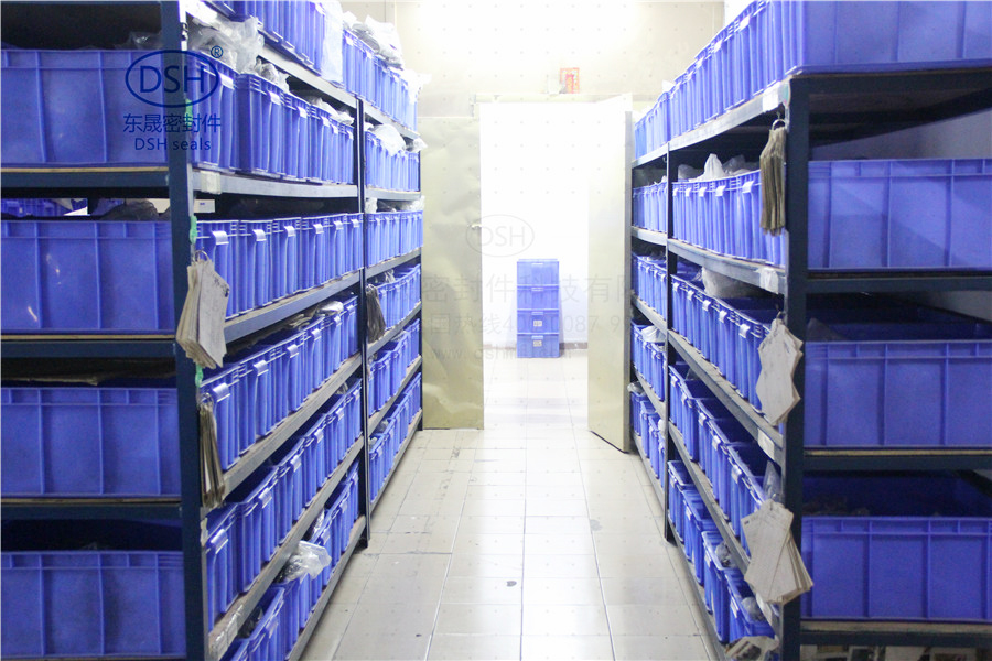 東晟密封件倉庫一角 