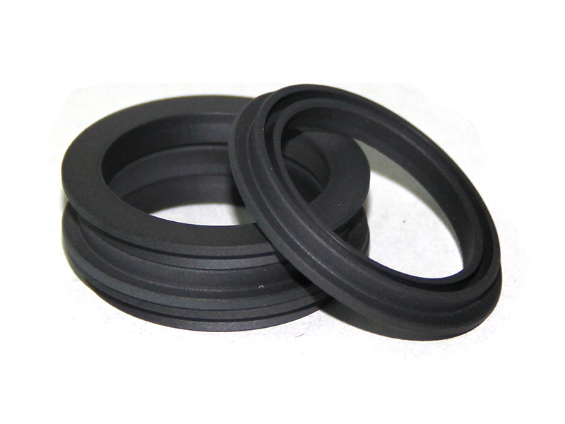 等高唇軸用油封