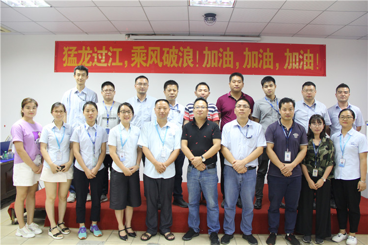 工程機(jī)械技術(shù)交流：東晟密封信心滿滿！1