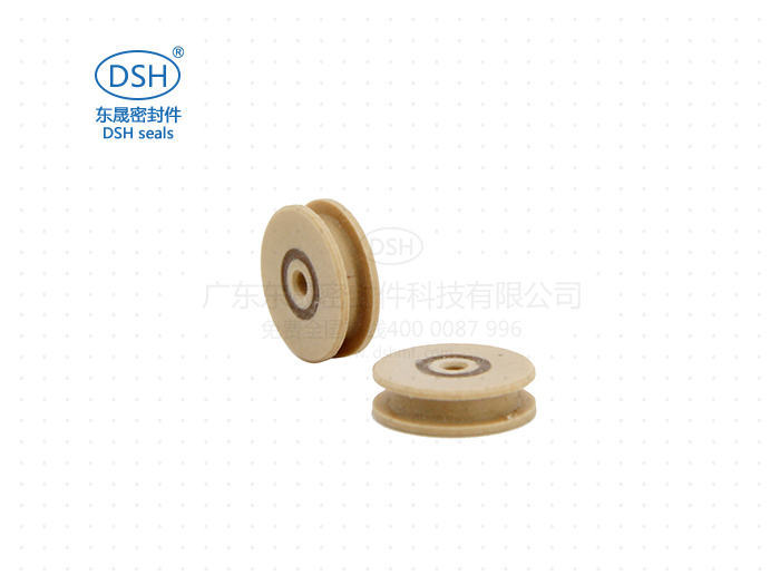 小型四氟泛塞封 - 是由聚四氟乙烯為材料的，食品行業(yè)、制藥行業(yè)、化工行業(yè)。